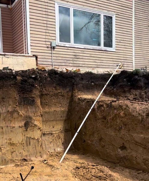 Дом без фундамента, дом мечты, у дома нет фундамента, нет фундамента, ремонт дома, 135-летний дом мечты, супруги начали ремонт, подняли дом