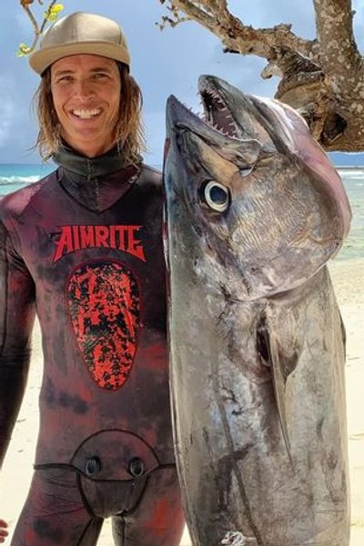 Дайвер Тао Хугланд