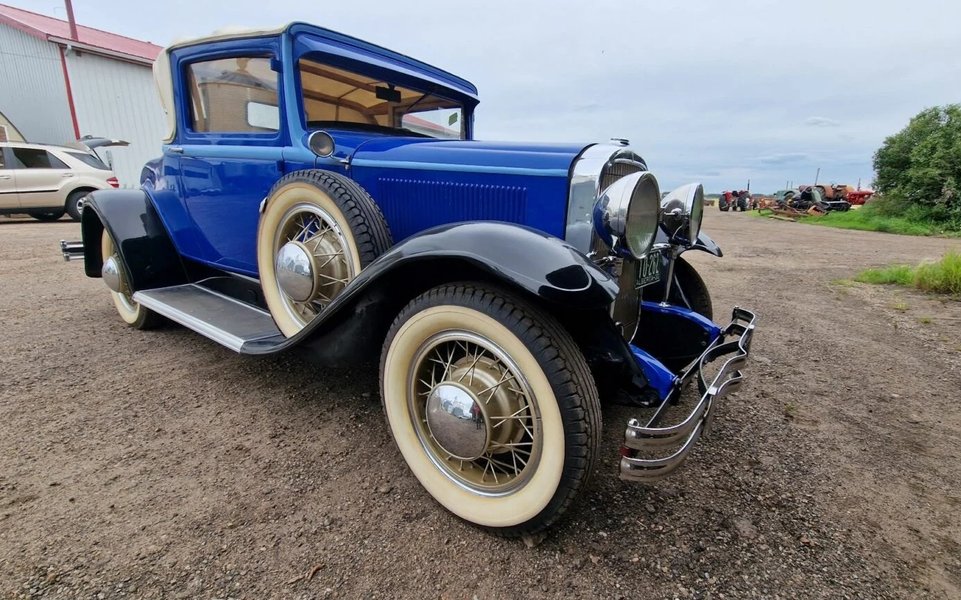 Коллекция автомобилей, ретро авто, заброшенные авто