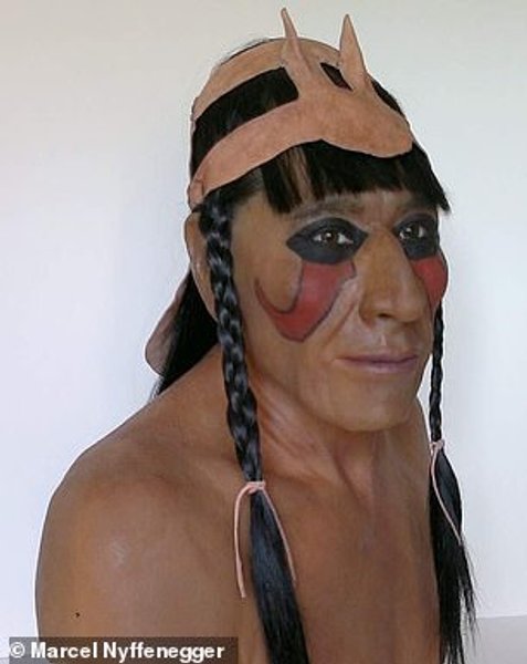 древний перуанец, волосы, косички, разукрашенное лицо, снимок