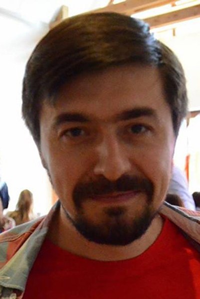 

Октавиан Гроза-Милевски: "Тот, кто называет румынский протест "Майданом" либо не понимает, о чем он говорит, либо хочет провести не самые умные художественные параллели"
