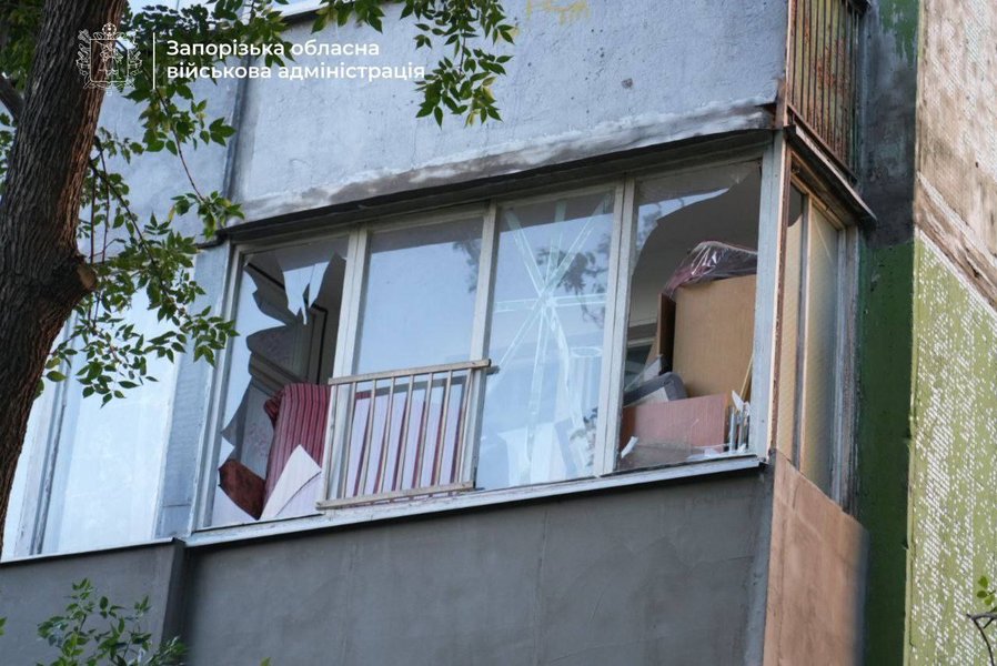 разрушения в Запорожье после обстрелов