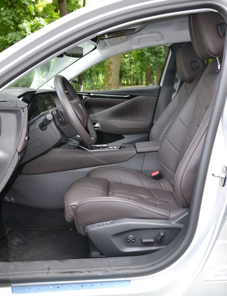 Передні сидіння DS 4, DS 4, новий DS 4, DS 4 2023, DS 4 в Україні