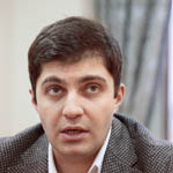 
Давид Сакварелидзе 
о том, нужно ли устраивать показательные аресты чиновников-коррупционеров
