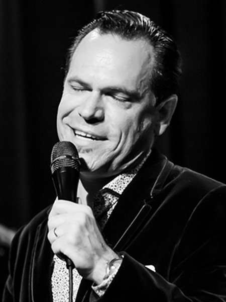 

Курт Эллинг: "Если бы глухой спросил меня что такое музыка, я бы ответил так: "Это танец, только не снаружи, а внутри""
