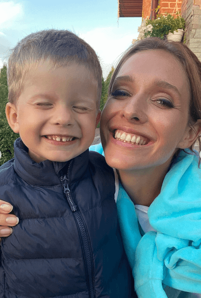 Катя Осадчая с сыном