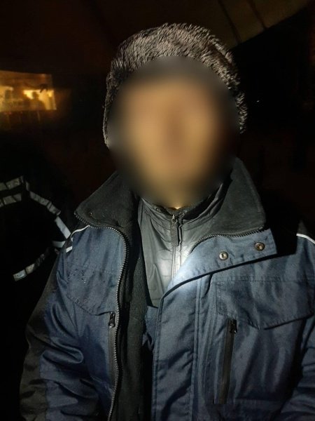 священник, клирик, задержанный