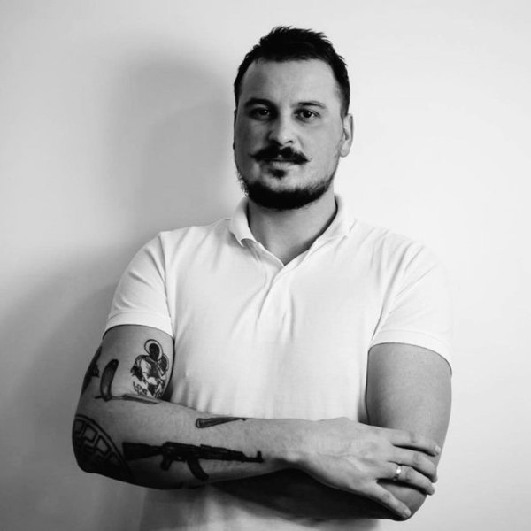 Олександр Тарнавський