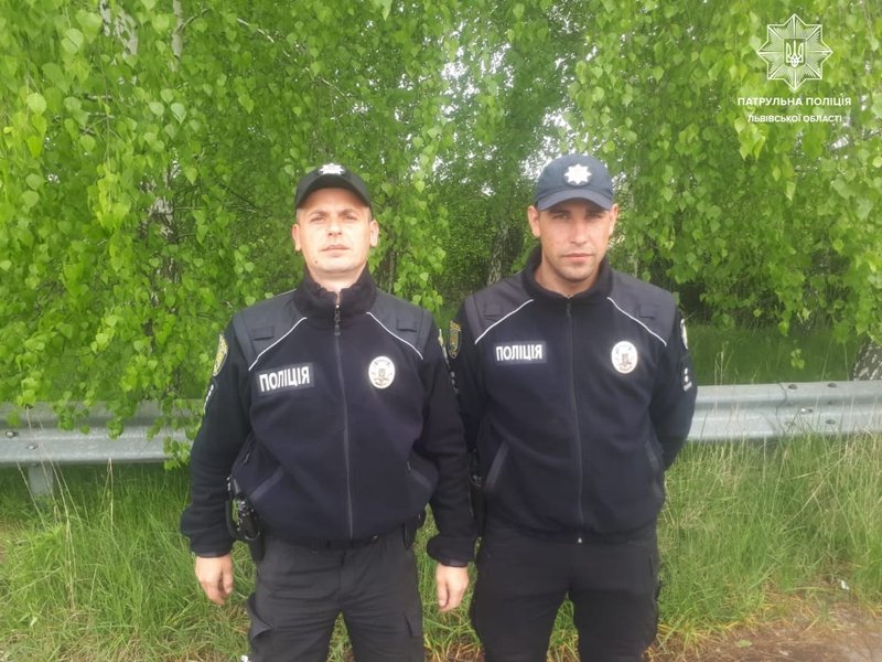 кража, вещи, кража во львове, вещи школьника, телефон и часы, куртка, украденные вещи