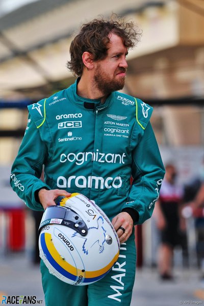 Шлем Себастьяна Феттеля, Себастьян Феттель, Пьер Гасли, Ландо Норрис, Формула-1