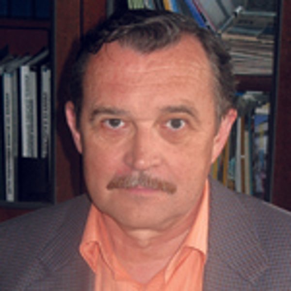 
Михаил Бардин
глава обществен­ного совета при Винницкой обл­гос­адми­нистра­ции, о политической активности горожан
