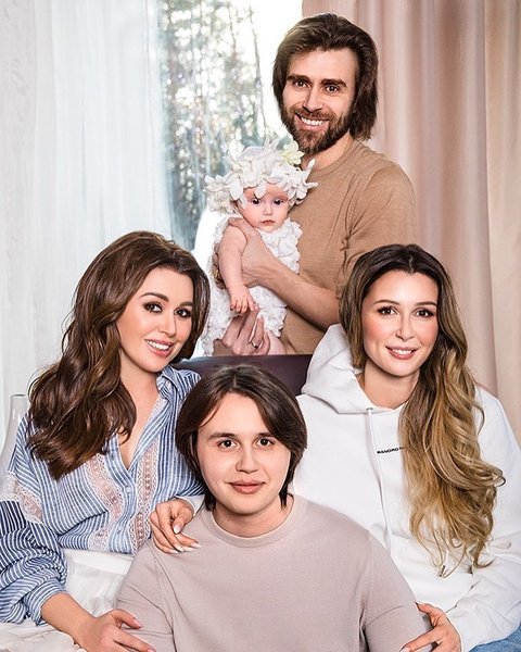 анастасия заворотнюк