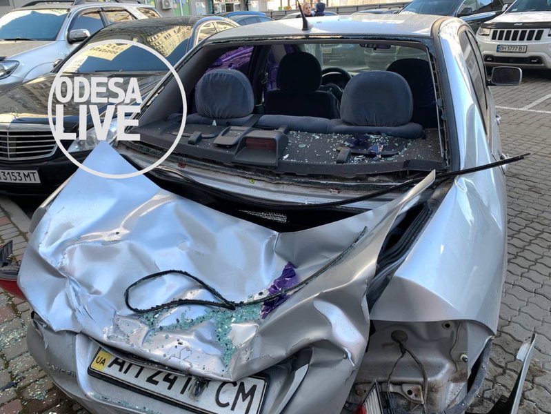 Одесса, мужчина, падение, автомобиль,