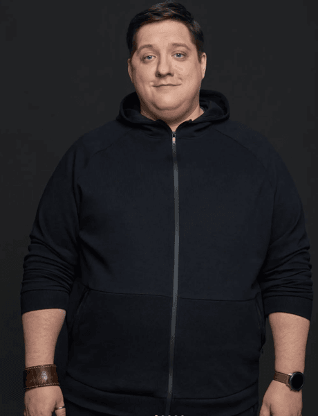 Роман Попов