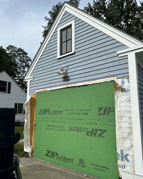 В США Женщина превратила гараж в уютный дом, который она сдает в аренду