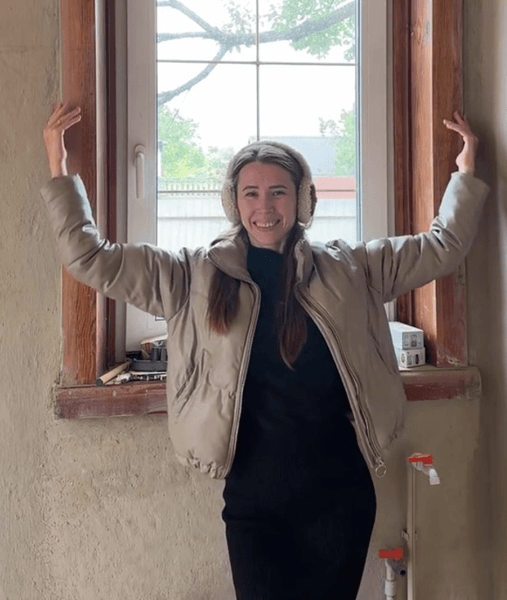 Алина Хлебко ремонтирует дом