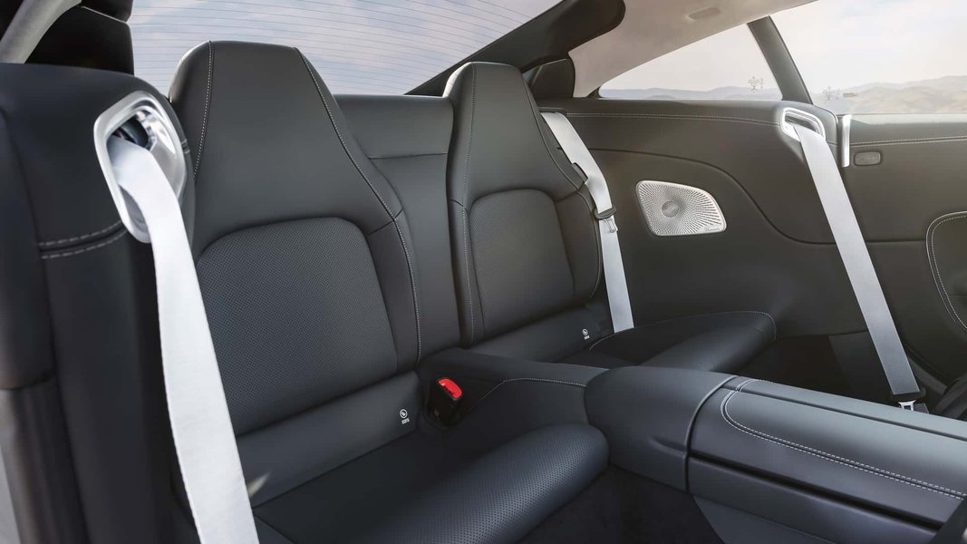 сиденья Mercedes-AMG GT, Mercedes-AMG GT, новый Mercedes-AMG GT, Mercedes-AMG GT 2024, суперкар Mercedes