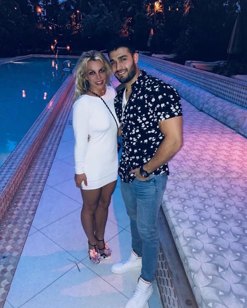 Брітні Спірс, Сем Асгарі