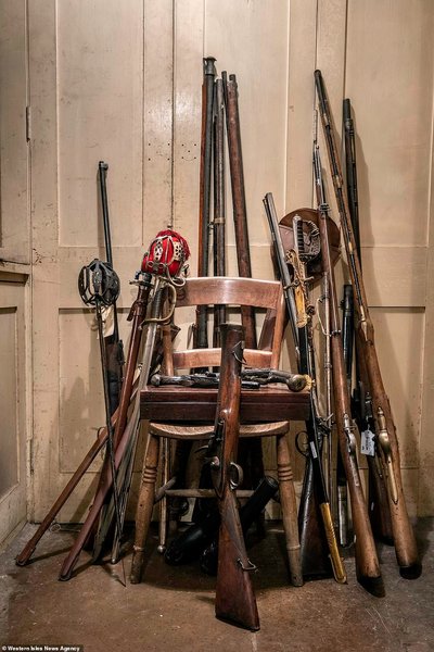 аукцион, замок данробин, картины, граф сазерленд