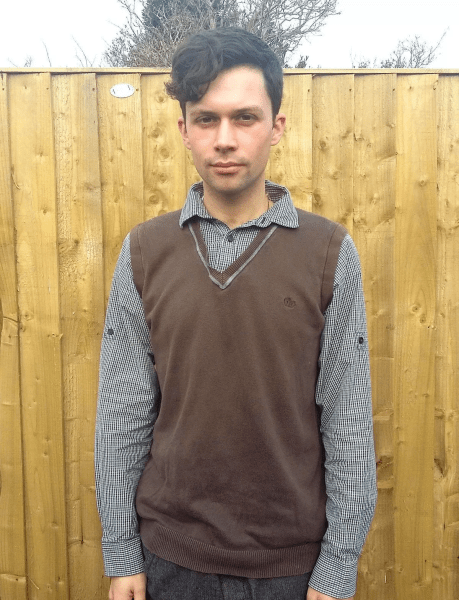 Човек с рядко заболяване Човек с рядко заболяване, не можеше да се храни, имаше операция, твърде много вода, рядко заболяване, здравословни проблеми, обществено внимание