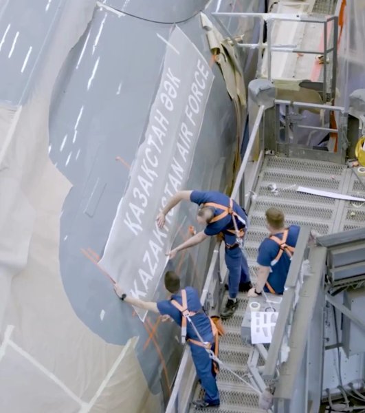 казахстанский самолёт