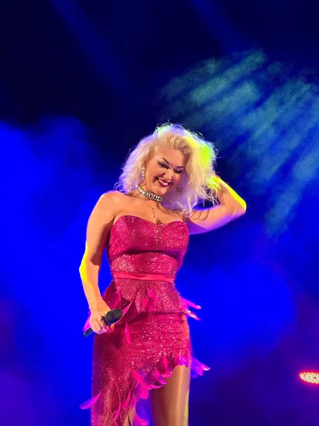 Екатерина Бужинская, певица