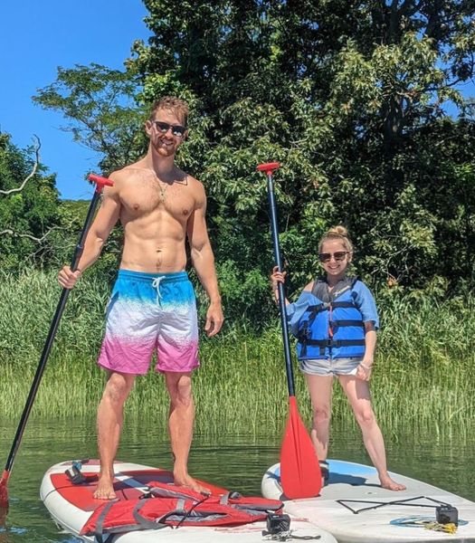 Женщина застряла в теле маленькой девочки, как она живет, заболевания, странные диагнозы, интересные истории, странные случаи