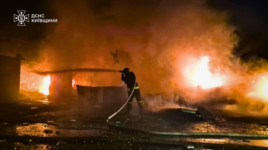 Ліквідація наслідків атаки на Київ 27 грудня