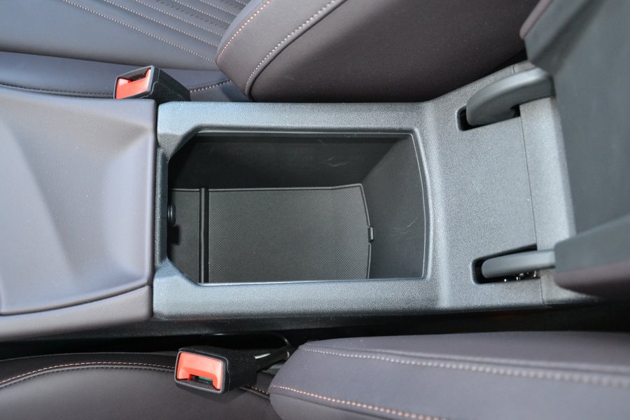 бокс Cupra Terramar, новий Cupra Terramar, Cupra Terramar 2025, кросовер Cupra, Cupra Terramar в Україні