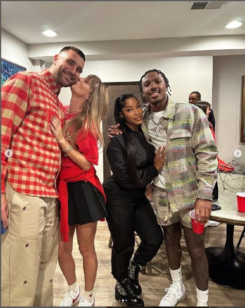 Чария Гордон Инстаграм