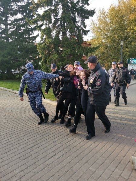 Задържания в Томск