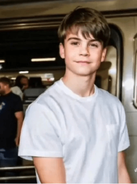 Принц Луї у майбутньому, за версією ШІ Принц Луї у майбутньому, за версією ШІ