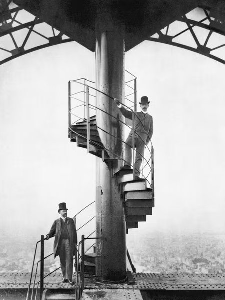 эйфелева башня лестница