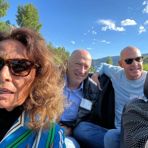 баррі діллер, діана фон фюстенберг, літній табір мільярдерів, сан Веллі