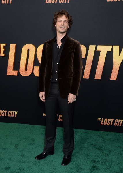 Меттью Грей Гублер Меттью Грей Гублер