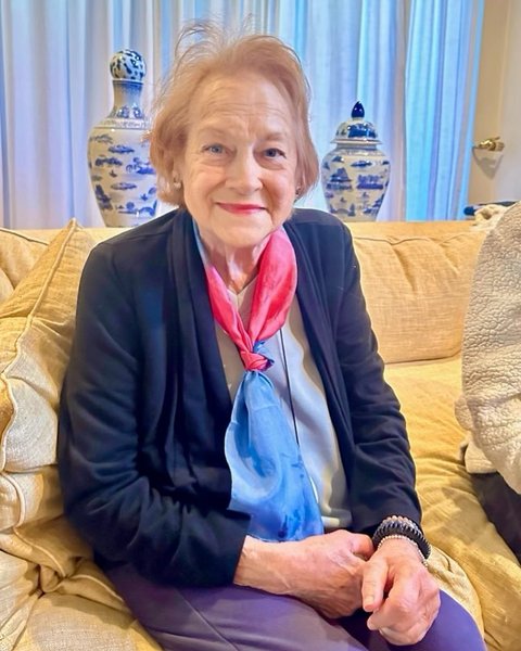 Дороти Стоун