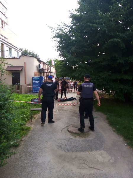 Шестеро людей постраждали після вибуху в Хмельницькій області, затриманий  ексрозвідник (фото, відео)