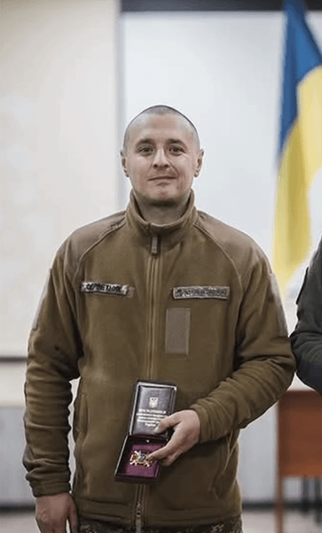 У победителя шоу "МастерШеф" погиб брат на войне