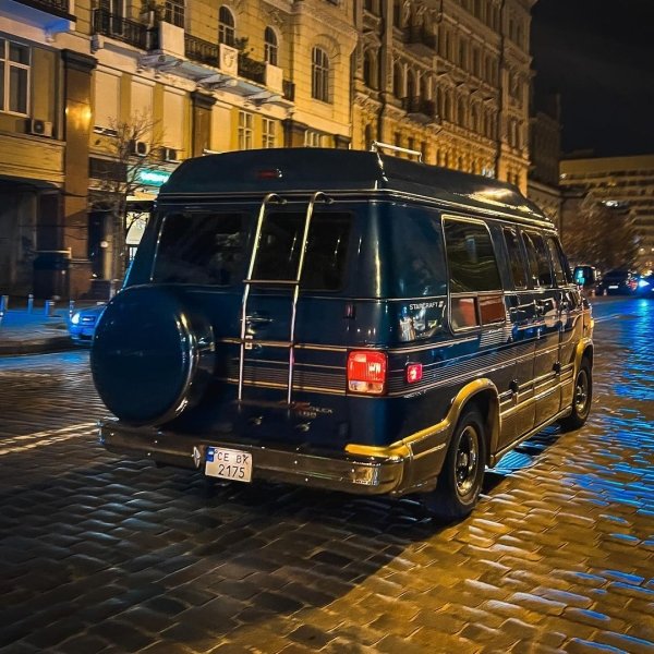 GMC G2500 VanDura Starcraft GMC G2500 VanDura Starcraft