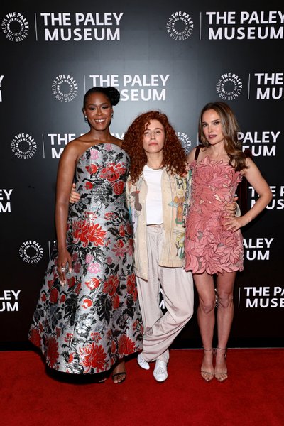 Мозес Ингрэм, Альма Харель, Натали Портман