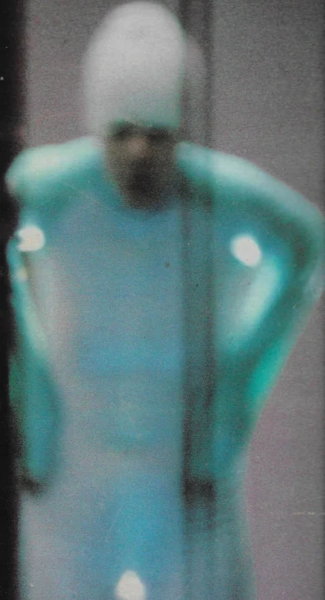 Чоловік думає, що сфотографував інопланетянина Чоловік думає, що сфотографував інопланетянина, знімки прибульців, НЛО, позаземні істоти, знімки професора,