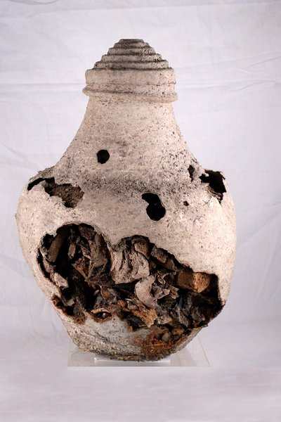 Херсонес Таврійський, античне місто-держава, Крим, грецька колонізація, візантійська епоха, Чорне море, Список всесвітньої спадщини ЮНЕСКО, археологічна пам'ятка, історичне значення, торгівля і комерція, росія, викрадення артефактів, незаконні розкопки