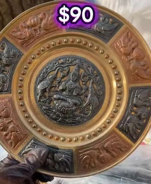 Интересные находки на свалке, что выбрасывают состоятельные люди, уникальные вещи среди хлама