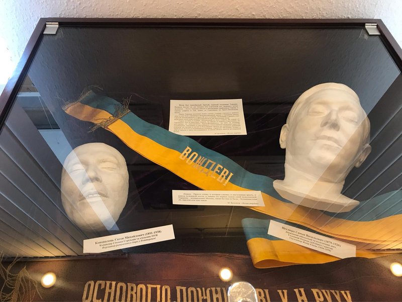 У посмертних масках великих людей проявляється епоха Михайла Булгакова