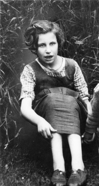 Кэтрин Боуз-Лайон фото