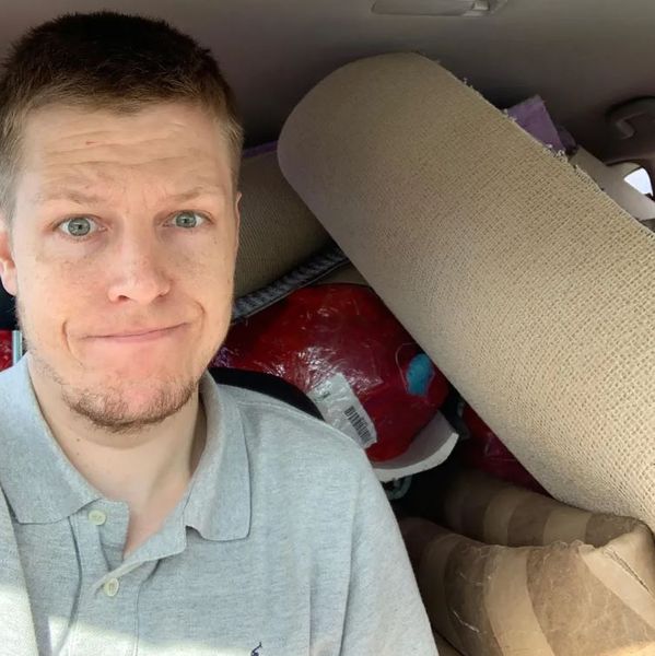 Мужчина после увольнения с работы стал миллионером, как ему удалось встать на ноги и спастись от бедности