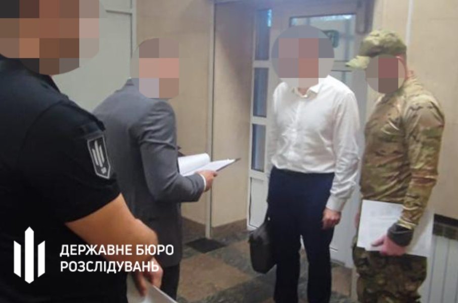 Правоохоронці вручають підозру працівнику  НАБУ щодо ДТП