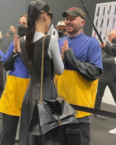 Balenciaga, демна гвасалия, поддержка украины, война в украине, война с россией