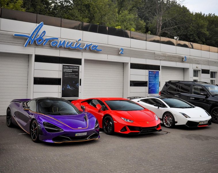 суперкары Украины, суперкары Киева, McLaren 720S, Lamborghini Huracan, Lamborghini Gallardo