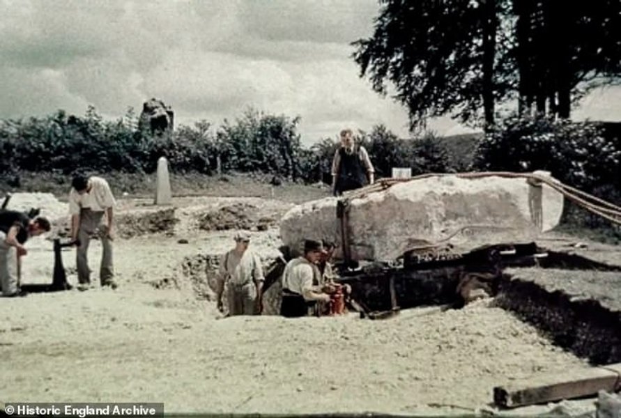 Древние камни в Эйвбери